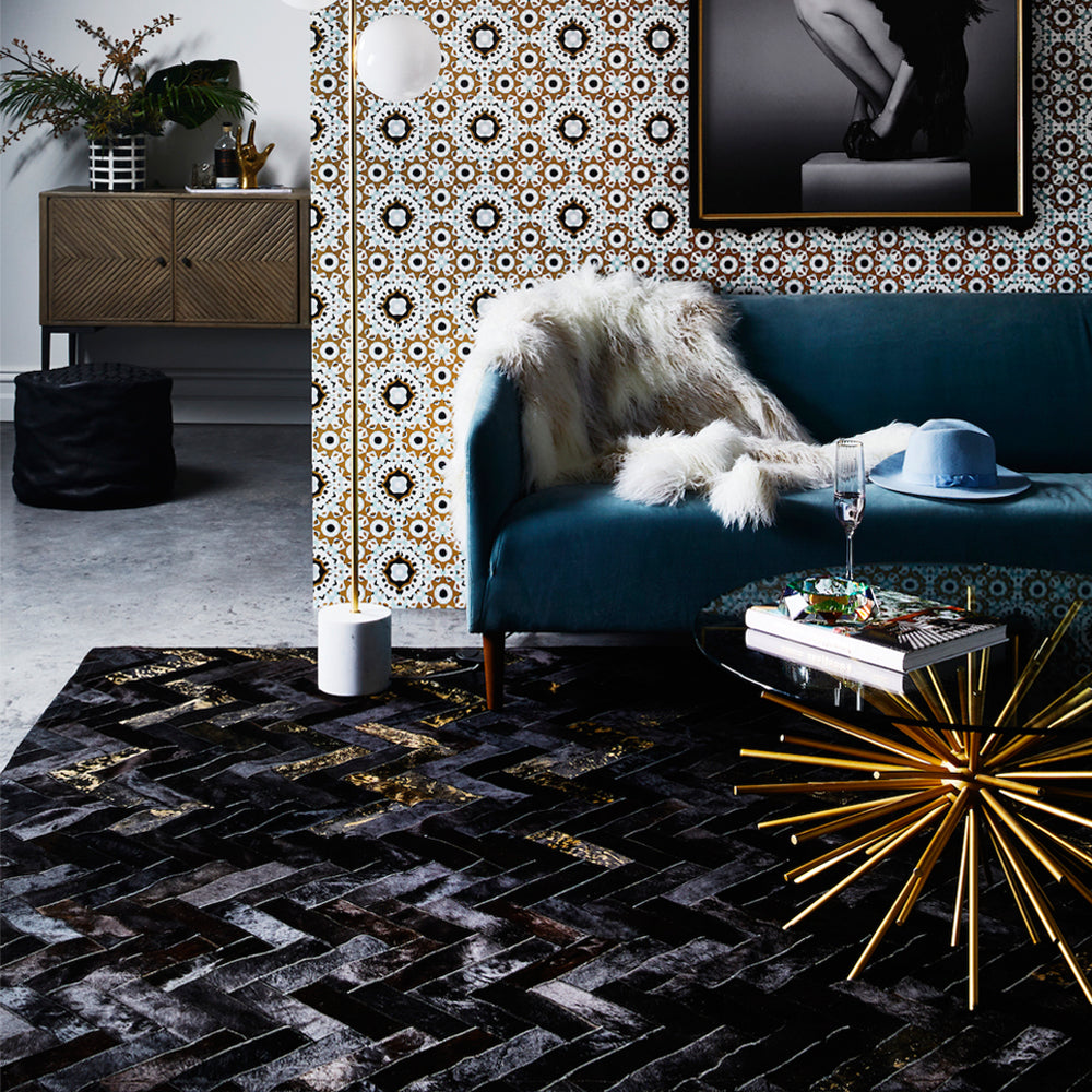 ESTRELLA - BLACK SAMPLE