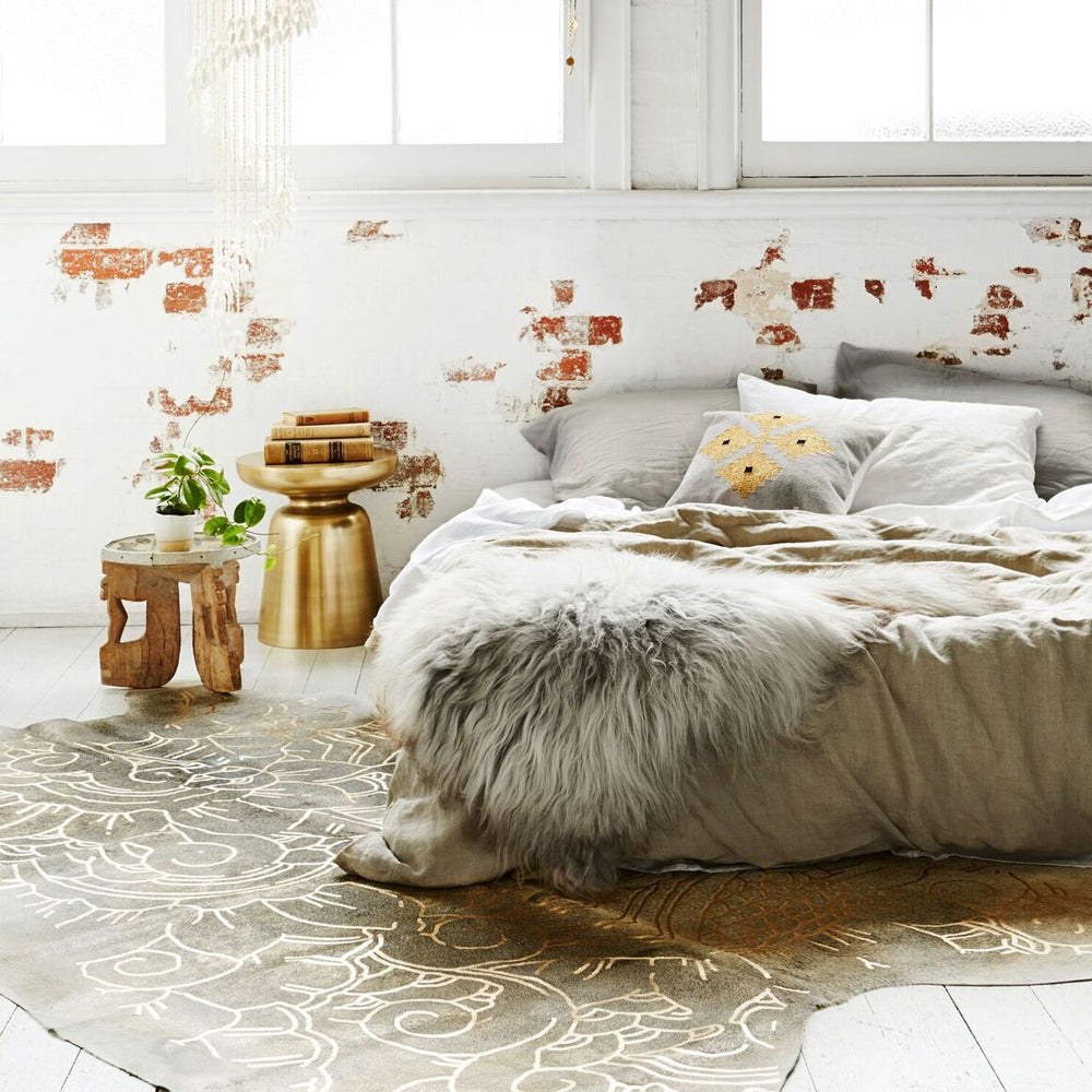 Metallic Rugs for Sale | Natural Pelt Design Cowhide Rugs - Art Hide ...