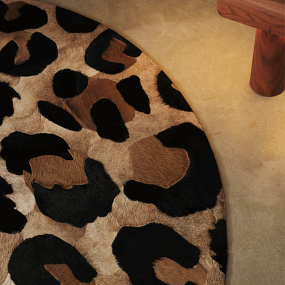 Amur Caramel and Black Sample
